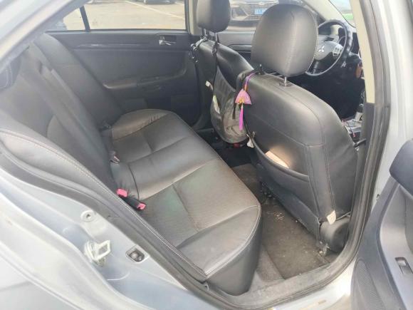 [上海·沪L] 二手三菱翼神2010款 运动版 2.0L CVT旗舰型