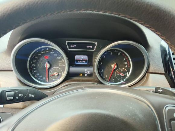 [武汉·鄂W] 二手奔驰奔驰GLE2016款 GLE 320 4MATIC 动感型