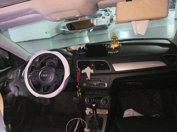 [深圳·粤L] 二手奥迪奥迪Q32016款 30 TFSI 时尚型