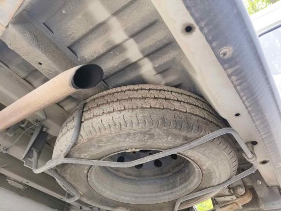 [宁波·浙B] 二手上汽大通MAXUS新途V802019款 2.5T经典款6挡手动傲运通改款短轴中顶5/6座