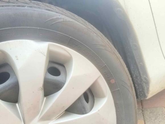 [济南·鲁A] 二手丰田YARiS L 致炫2014款 1.3E 手动魅动版