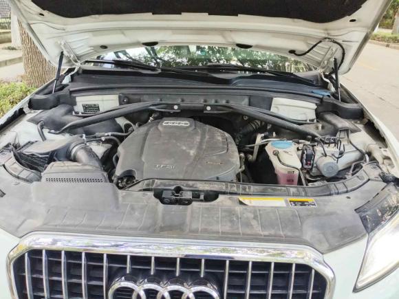 [上海·苏A] 二手奥迪奥迪Q52017款 40 TFSI 动感型