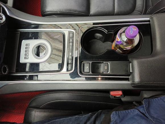 [西安·陕K] 二手捷豹捷豹XE2015款 2.0T 200PS R-Sport