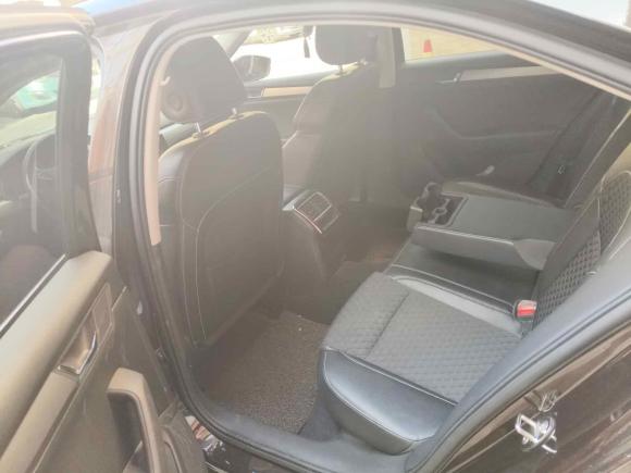 [上海·沪B] 二手斯柯达速派2016款 TSI330 DSG创行版