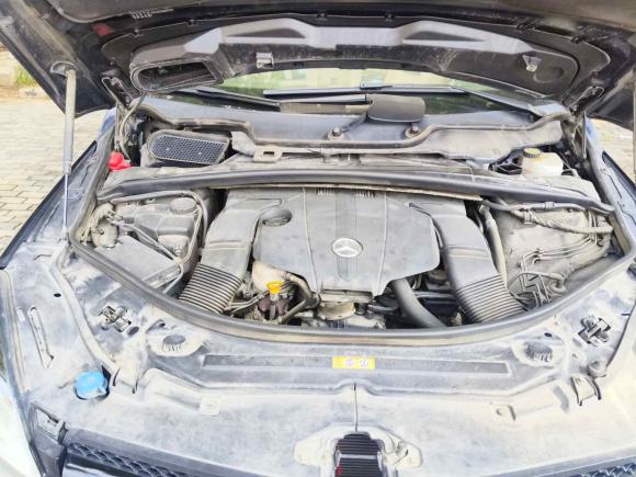 [青岛·鲁K] 二手奔驰奔驰R级2017款 R 320 4MATIC 商务型臻藏版