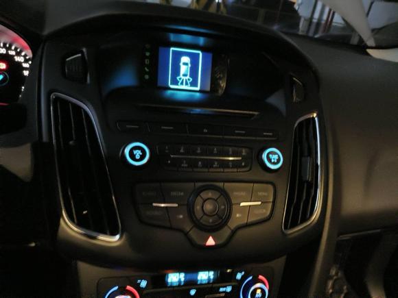 [杭州·浙A] 二手福特福克斯2015款 三厢 1.6L 手动风尚型