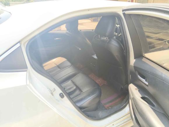 [南通·苏F] 二手丰田雷凌2021款 双擎 1.8H E-CVT豪华版