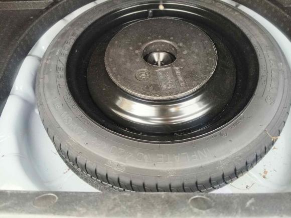 [上海·辽E] 二手福特福克斯2015款 三厢 1.6L 自动舒适型