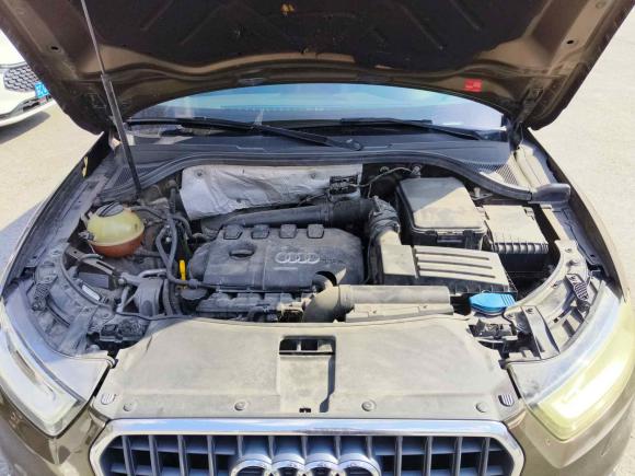 [南京·苏A] 二手奥迪奥迪Q32015款 35 TFSI 舒适型