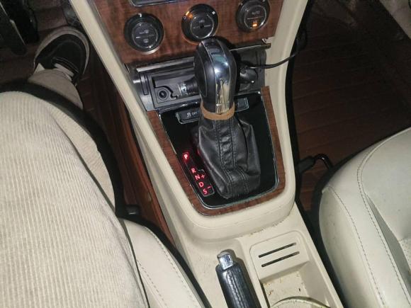 [杭州·浙A] 二手大众朗逸2013款 1.6L 自动豪华版