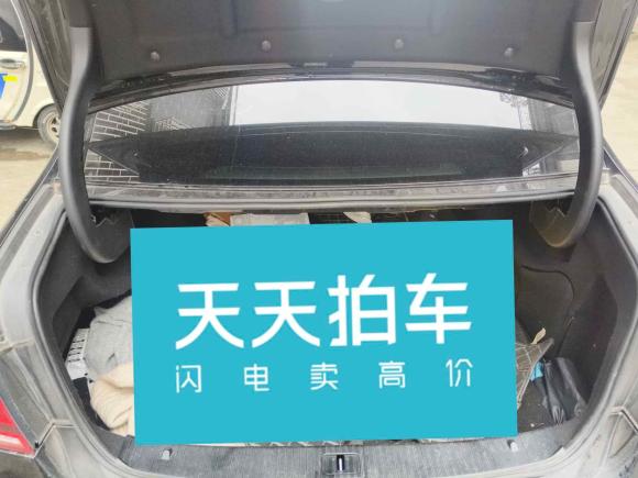 [嘉兴·浙F] 二手奔驰奔驰E级2015款 改款 E 260 L 运动型
