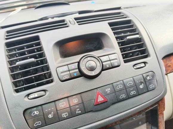 [上海·沪A] 二手奔驰唯雅诺2011款 2.5L 领航版