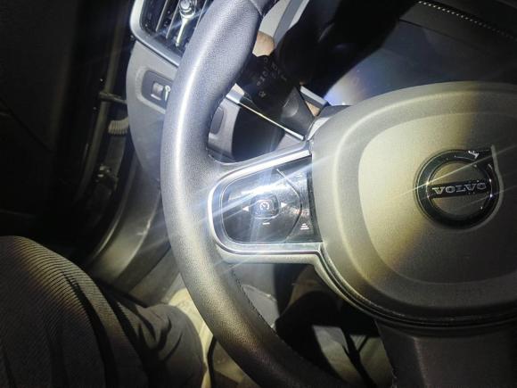 [杭州·浙A] 二手沃尔沃沃尔沃S902022款 B5 智远豪华版