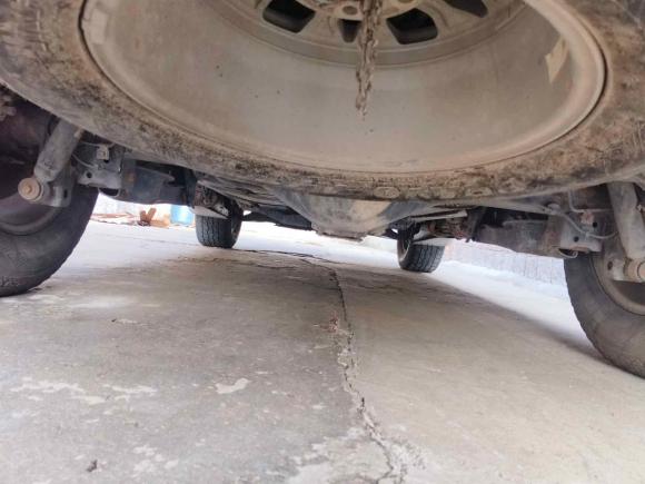 [青岛·贵A] 二手江铃驭胜S3502013款 2.4T 自动两驱柴油豪华版7座