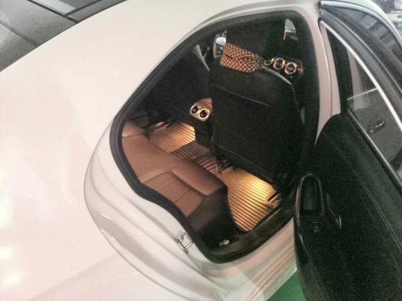 [芜湖·皖B] 二手奔驰奔驰A级2022款 改款 A 200 L 运动轿车时尚型