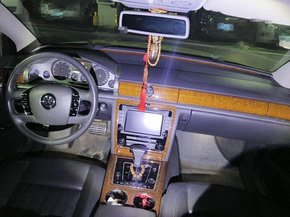 [深圳·粤B] 二手大众辉腾2014款 3.0L 商务型