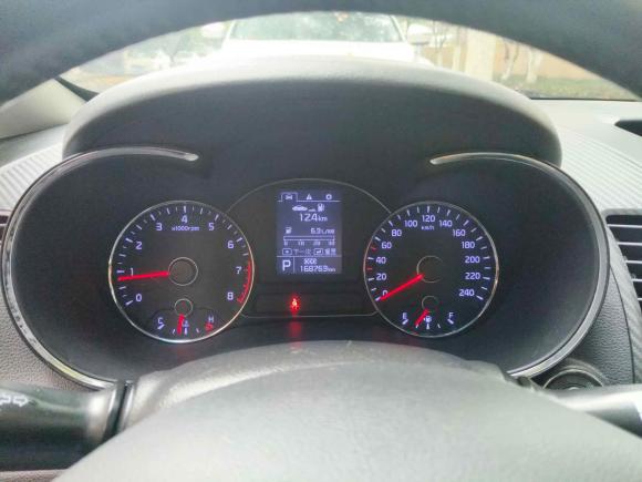 [杭州·黑C] 二手起亚起亚K32013款 1.6L 自动GLS