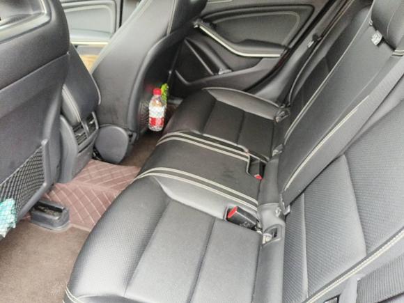 [上海·沪C] 二手奔驰奔驰GLA2018款 GLA 200 动感型