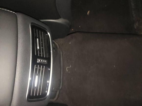 [杭州·浙A] 二手红旗红旗HS52019款 2.0T 智联旗享版