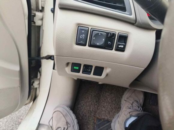 [杭州·浙A] 二手日产轩逸2012款 1.8XL CVT豪华版