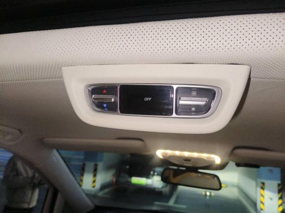 [上海·沪A] 二手奔驰奔驰V级2020款 V 260 L 长轴距豪华版