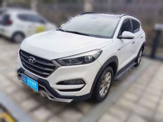 现代途胜2015款 1.6T 双离合两驱智能型