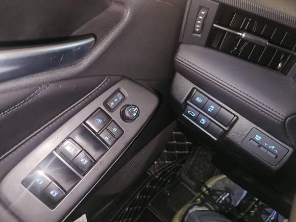 [上海·沪E] 二手丰田亚洲龙2019款 双擎 2.5L 豪华版 国VI