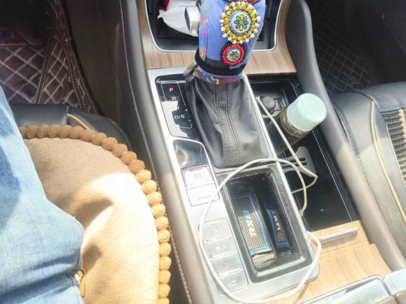 [青岛·苏J] 二手荣威荣威RX82018款 30T 智联网两驱至尊版