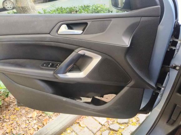 [武汉·鄂A] 二手标致标致308S2015款 1.6T 自动劲驰版