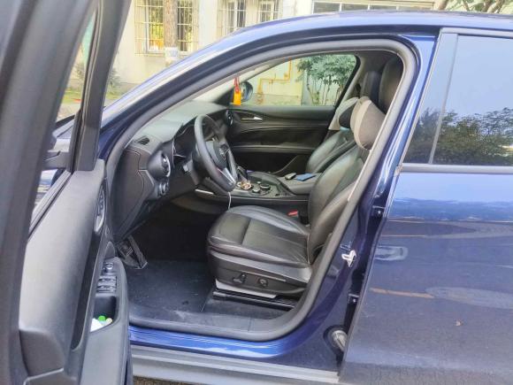 [宁波·浙B] 二手阿尔法·罗密欧Stelvio斯坦维2017款 2.0T 200HP 精英版