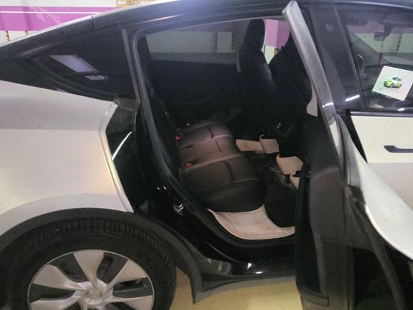 [上海·沪A] 二手特斯拉Model Y2022款 改款 后轮驱动版