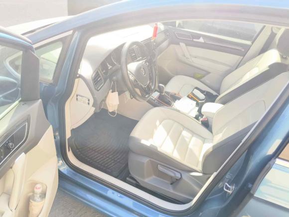 [上海·沪D] 二手大众高尔夫·嘉旅2016款 280TSI 自动豪华型