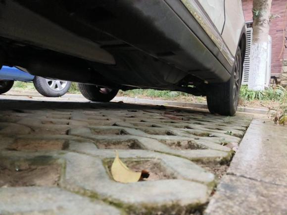 [杭州·浙A] 二手东风风度东风风度MX52016款 2.0L 自动旗舰版