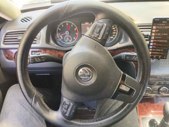 [上海·沪M] 二手大众帕萨特2011款 1.8TSI DSG御尊版