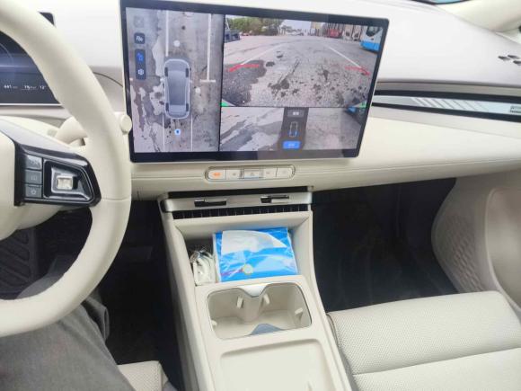 [上海·沪A] 二手名爵MG42026款 半固态安芯版