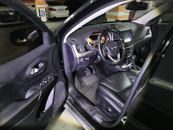 [温州·浙C] 二手Jeep自由光2017款 2.0L 优越版