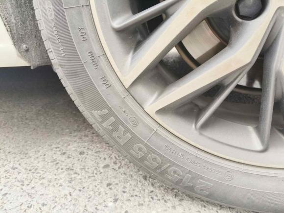 [上海·沪A] 二手比亚迪秦PLUS2021款 DM-i 120KM 尊贵型