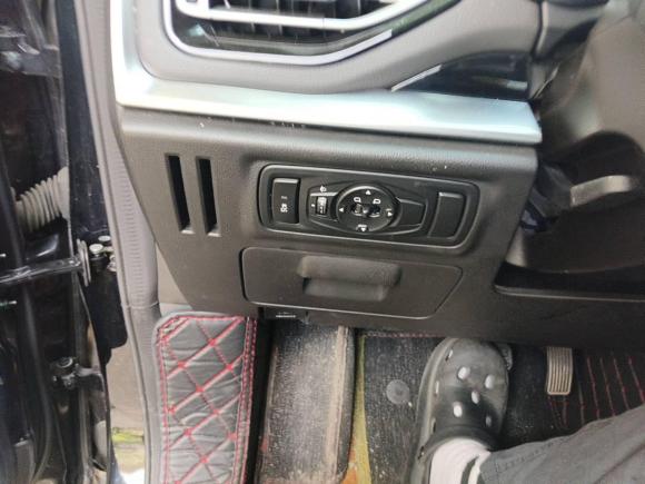 [上海·鲁R] 二手捷途捷途X70M2021款 1.5T DCT尊贵伙伴型 7座