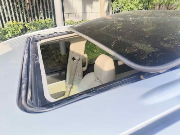 [成都·川A] 二手别克别克GL82011款 3.0L GT豪华商务豪雅版