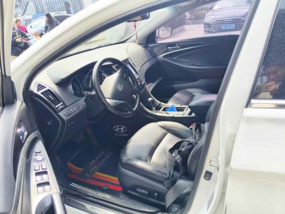 [苏州·苏U] 二手现代索纳塔2013款 2.4L 自动领先版 国IV