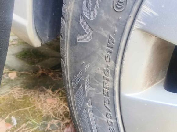 [上海·苏E] 二手大众朗逸2013款 1.6L 自动舒适版