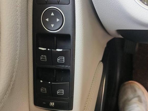 [苏州·苏E] 二手奔驰奔驰C级2011款 C 200 CGI 时尚型