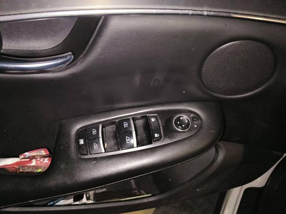 [佛山·粤A] 二手英菲尼迪英菲尼迪QX502018款 2.0T 两驱菁英版