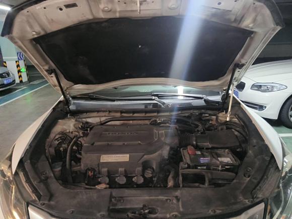 [宁波·浙B] 二手本田歌诗图2014款 3.0L AWD尊贵版