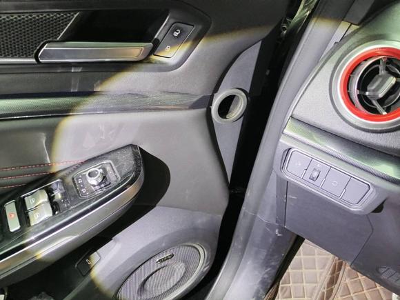 [成都·川A] 二手魏牌魏牌 VV52017款 2.0T 超豪型