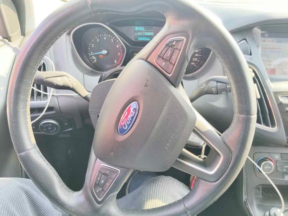 [上海·沪C] 二手福特福克斯2017款 三厢 EcoBoost 125 自动超能风尚型智行版