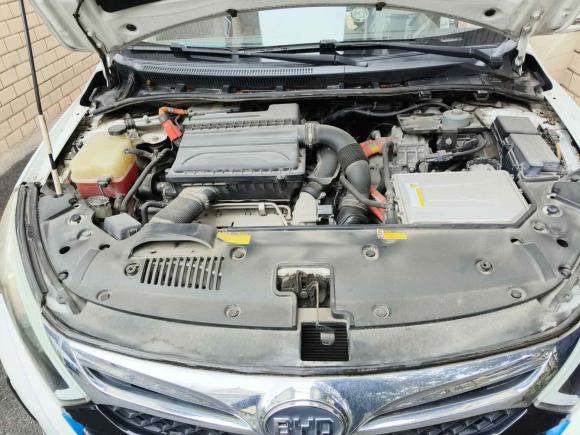 [上海·苏E] 二手比亚迪秦新能源2015款 1.5T 双冠旗舰Plus版