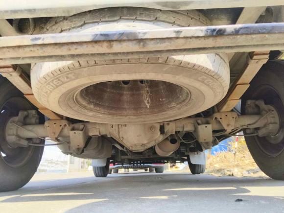 [宁波·浙B] 二手依维柯依维柯褒迪2017款 2.5T经典A32客车中顶6-7座47Z5