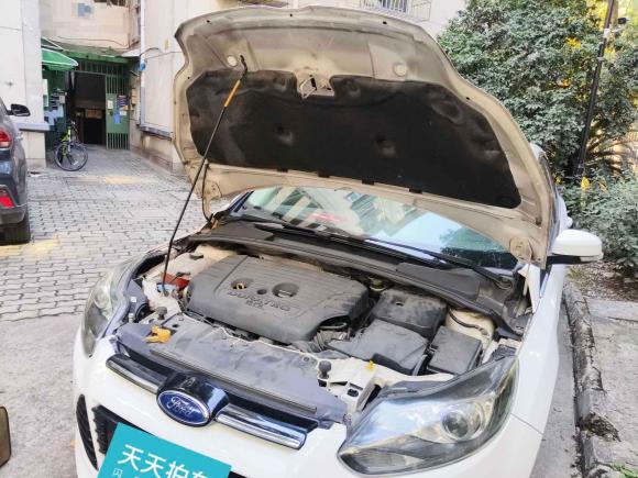 [杭州·浙A] 二手福特福克斯2012款 两厢 2.0L 手动豪华运动型