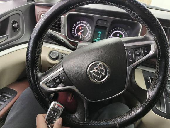 [合肥·皖A] 二手别克别克GL82017款 25S 舒适型 国V